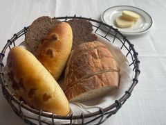 餐前包-Wolfgang’s Steakhouse 沃夫冈牛排馆(上海白玉兰广场店)