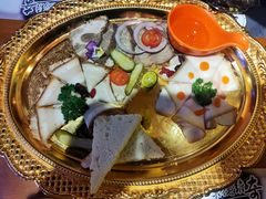 -米德维奇俄式西餐厅(西六道街店)