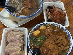 -叶新小吃店(来凤小区总店)
