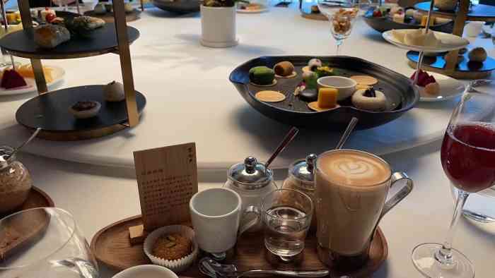 京兆尹(雍和宫店)-"这里下午茶挺出名!我对下午茶的记忆始终停.