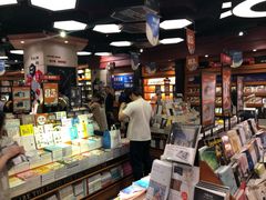-西西弗书店&矢量咖啡(壹方购物中心店)