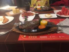 -尊品牛排(沙湾印象汇店)