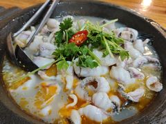 -大鼎石锅鱼(春江里店)