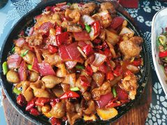 -临江餐馆二楼美食部落