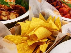 香脆玉米片配牛油果莎莎-就是卷儿Wrap and Roll(宣化路店)