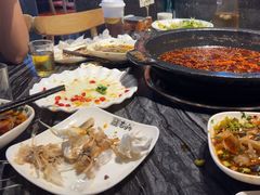-老船舫·现做活鲜鱼馆(东郊记忆店)