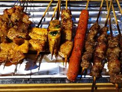 -烤满分·东北烧烤(首经贸店)