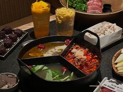 -三出山火锅(南京万象天地店)