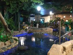 -泉城欧乐堡戏水湾艺术养生温泉