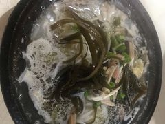 -刚砂锅鸡丝米线