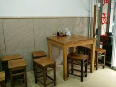 -佬钱湾仔(衣裳街店)