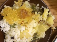 -郑件洋芋饭庄