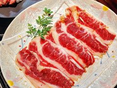 -山川小町·极番烧肉(新地假日广场店)