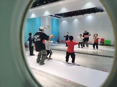 -艺熠舞蹈口才主持表演艺术中心(爱琴海校区)