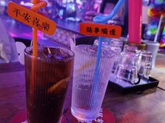-喜鹊音乐酒馆(西街店)