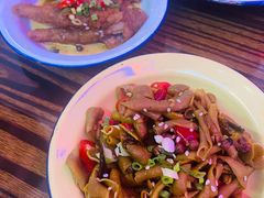 -三镇卤货二公司(汉街店)