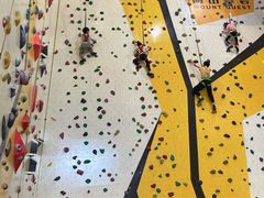 -问山MountQuest攀岩馆