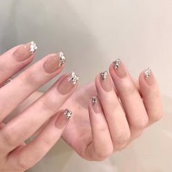 -M·X Nail日式美甲美睫
