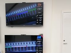 -华为授权体验店(中山公园来福士)