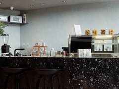-HUG·拥抱咖啡(郑州宝龙广场店)