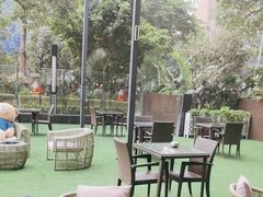 -深圳温德姆至尊酒店·大堂吧·户外花园