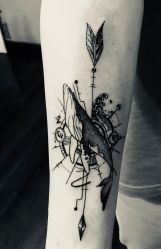 -越域刺青