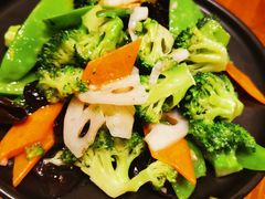 -hallch 好吃餐厅(全运村中央广场店)