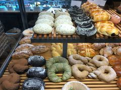 -焙丽拾光(麦凯乐直营店)
