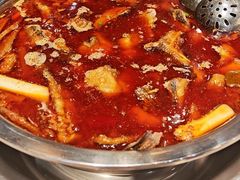 -肖肖酸萝卜鱼火锅(总店)