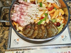 -黄记煌三汁焖锅(金凤万达广场店)