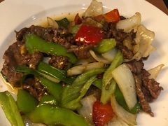 孜然羊肉-东风川菜
