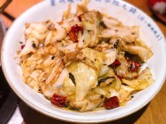 手撕包菜-吃饭皇帝大土家民族菜(正大广场店)