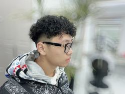 -尤司男士国潮理发馆
