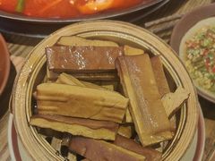 -巴卤社老火锅(财富店)