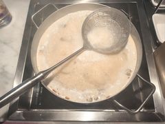 -尚尚仙·酸汤猪手·猪肚鸡火锅(华联万柳购物中心店)