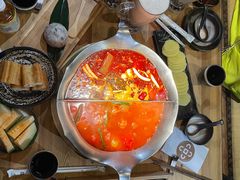-湊湊火锅·茶憩(杭州湖滨银泰in77店)