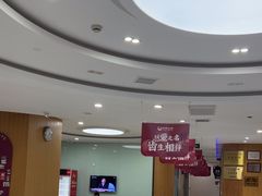-雅悦齿科(顾村公园店)
