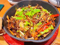 -云海肴·汽锅鸡·云南代表菜(天山百盛优客店)