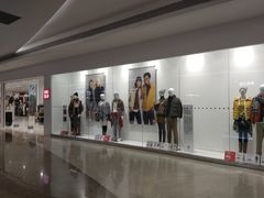 -优衣库(广州天河领展广场店)