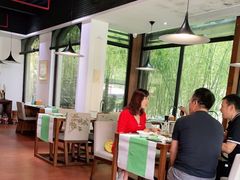 -荷风细雨·中国茶宴(碧云店)