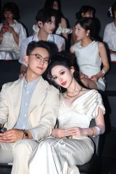 -Renee芮亦婚纱(原丽莎)