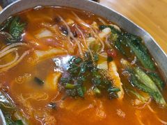 -叶伟胡辣壳面(两路口店)