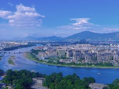 -叠彩山景区