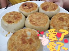 门钉肉饼-小颖泡馍