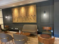 大堂-星巴克臻选(广州沙面店)