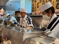 -元祖ぶっち切り寿司 魚心(三宫店)