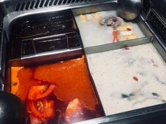 -海底捞火锅鲜切牛肉主题店(长寿路店)