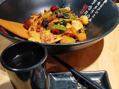 -风光老灶麻辣香锅(大成路翠微百货店)