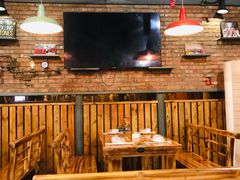 大堂-四禧精酿烧烤串吧(大明湖店)