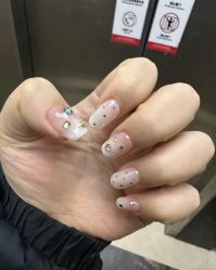 -晨·艺美甲美睫